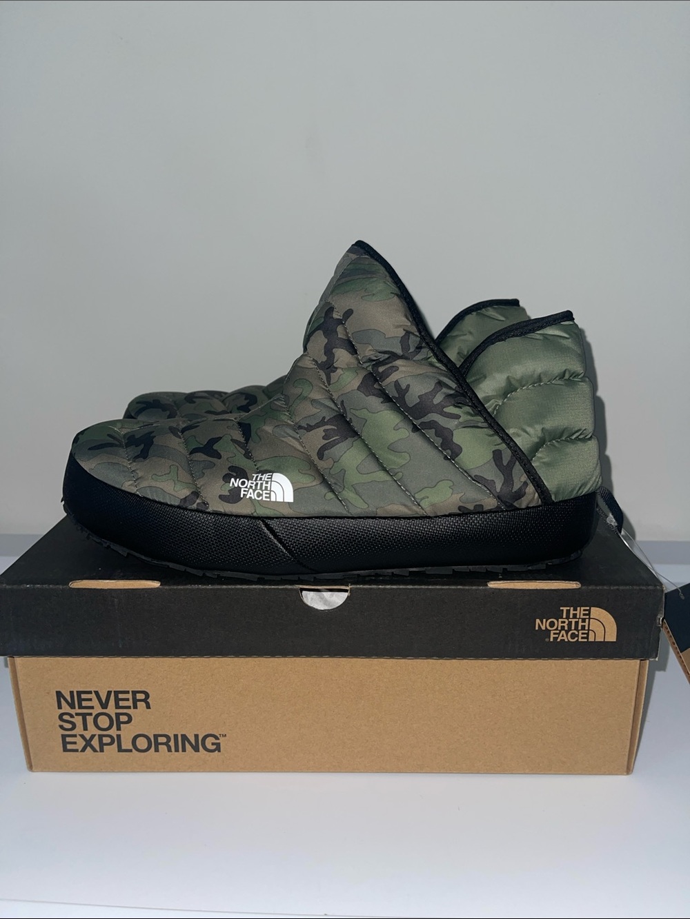 The North Face Men’s Camo Thermoball Traction Bootie Green&Brown